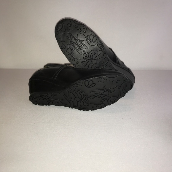 FLY LONDON - Picture 4 of 4